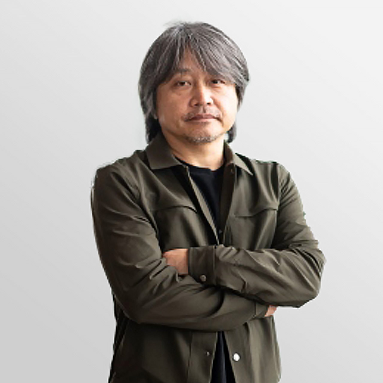 户井贤一郎